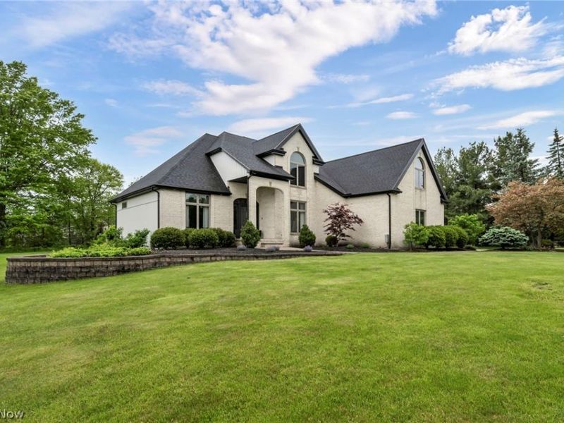 9871 Highland Drive, Brecksville, OH 44141 Photo 3