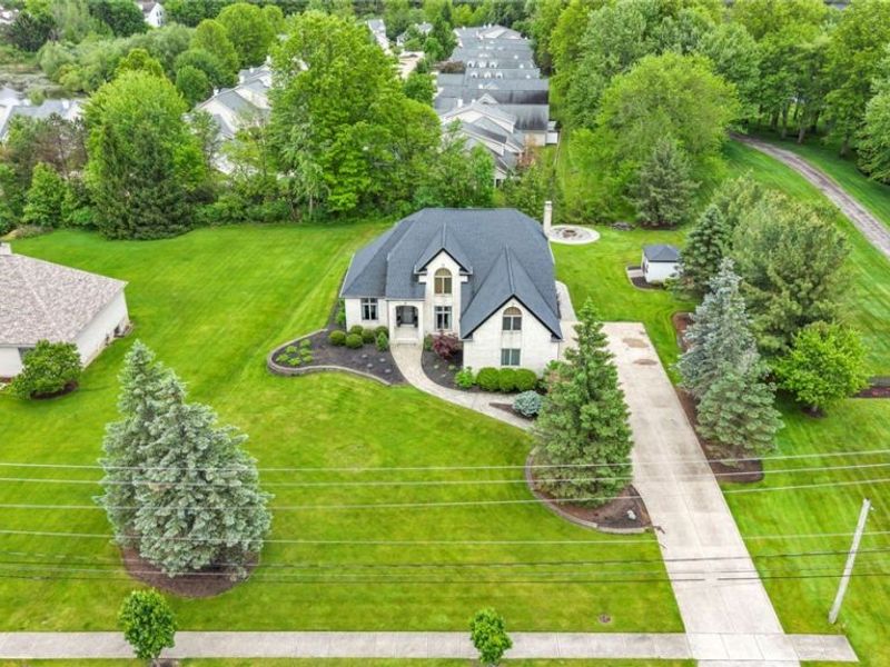 9871 Highland Drive, Brecksville, OH 44141 Photo 4