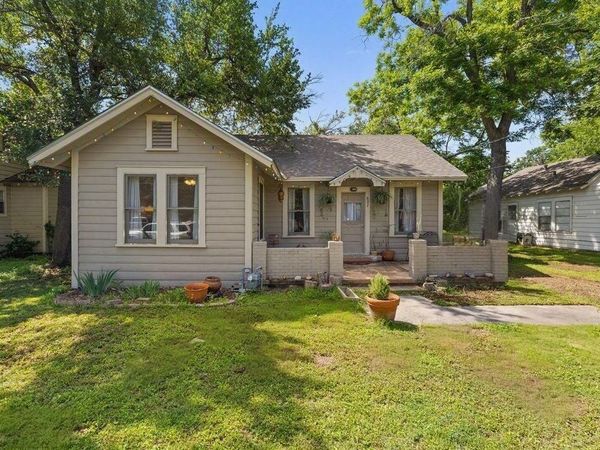 807 Cecelia ST, Taylor, TX 76574