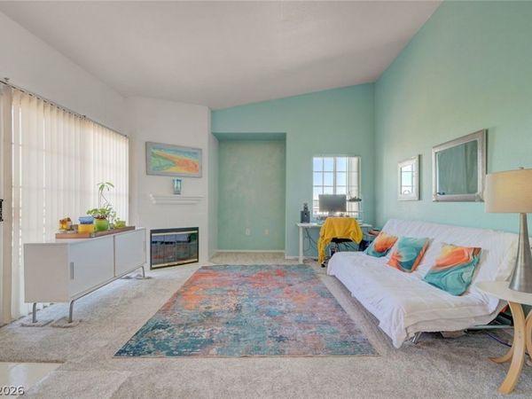 3318 N Decatur Boulevard, Unit 2072, Las Vegas, NV 89130