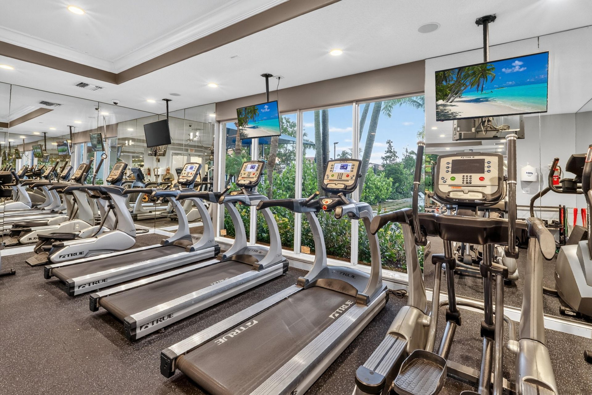 4889 N Classical Boulevard, Delray Beach, FL 33445 Photo