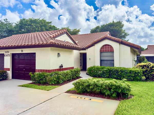 10975 Dolphin Palm Court, Unit B, Boynton Beach, FL 33437