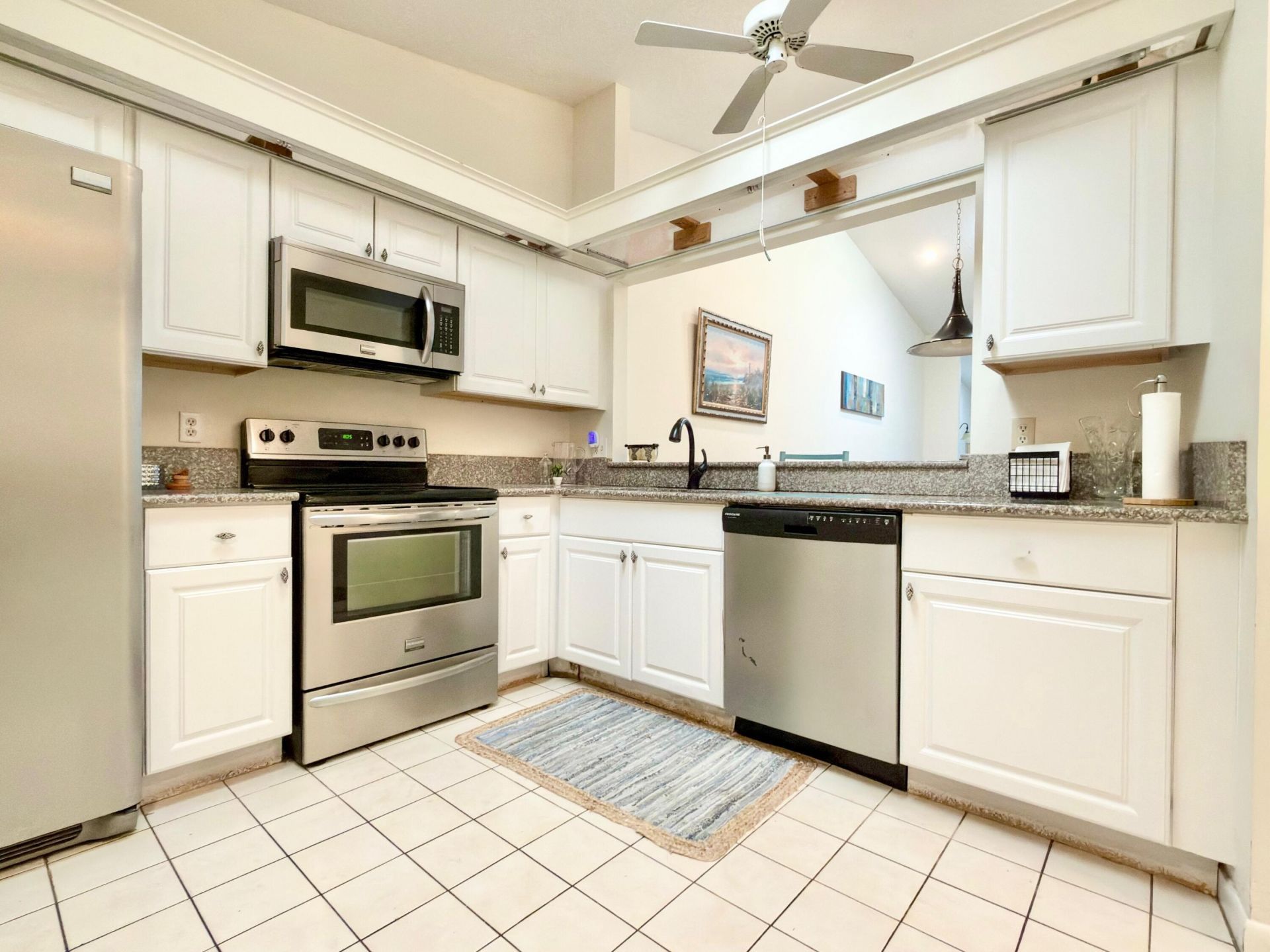 10975 Dolphin Palm Court, Unit B, Boynton Beach, FL 33437 Photo