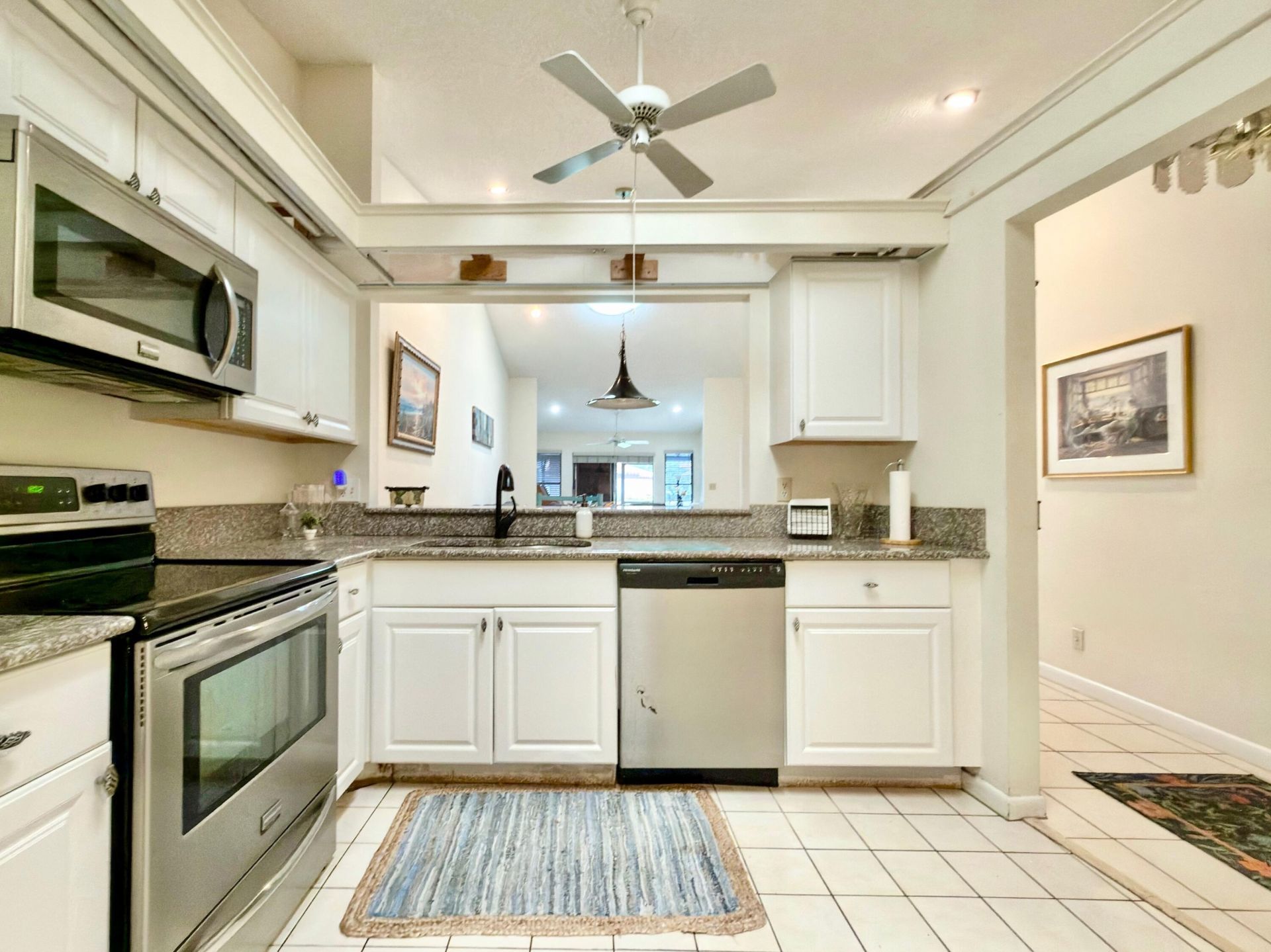 10975 Dolphin Palm Court, Unit B, Boynton Beach, FL 33437 Photo