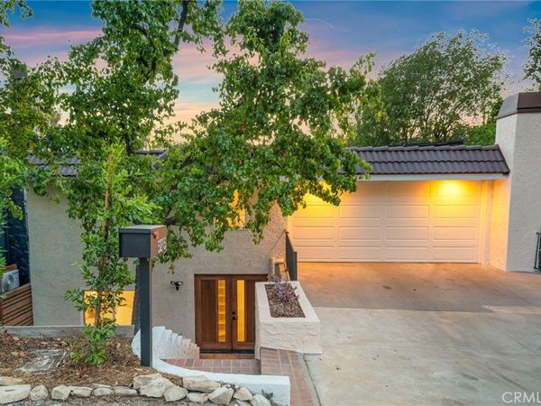 5215 Baza, Woodland Hills, CA 91364