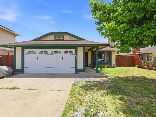 768 Lake Village Drive, Watsonville, CA 95076