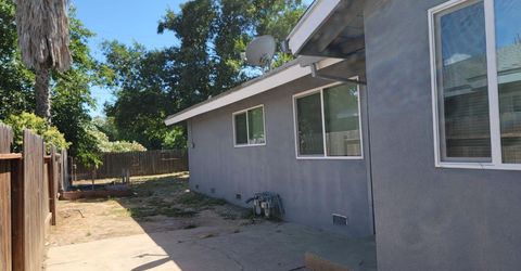 8008-8010 Loucreta Dr, Sacramento, CA 95828 Photo