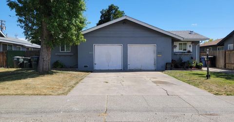 8008-8010 Loucreta Dr, Sacramento, CA 95828 Photo