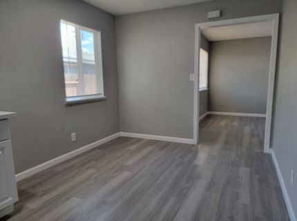 8008-8010 Loucreta Dr, Sacramento, CA 95828 Photo
