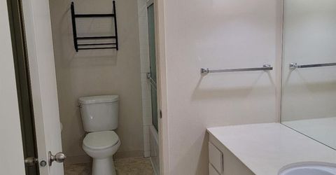 722 Woodside Lane E #9, Unit 9, Sacramento, CA 95825 Photo