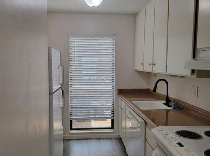 722 Woodside Lane E #9, Unit 9, Sacramento, CA 95825 Photo