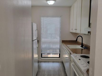 722 Woodside Lane E #9, Unit 9, Sacramento, CA 95825 Photo