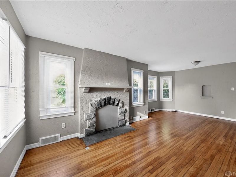 121 S Smithville Road, Dayton, OH 45431 Photo 6