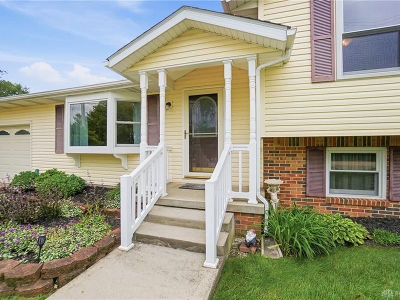 3711 Shakertown Road, Beavercreek, OH 45430 Photo 1