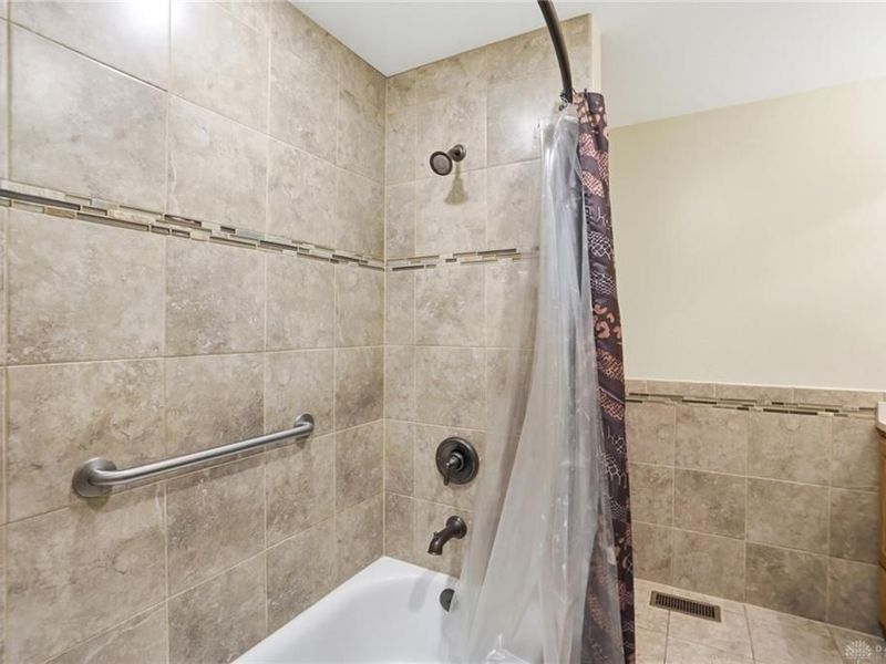 3711 Shakertown Road, Beavercreek, OH 45430 Photo 18