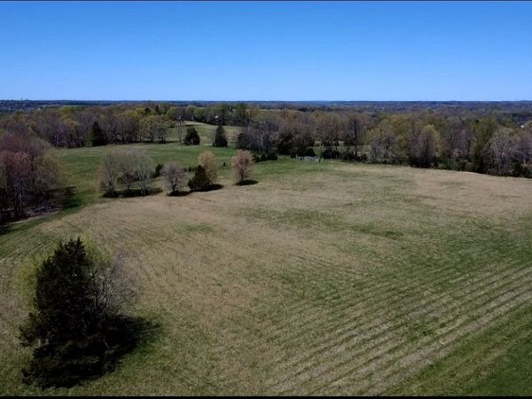 0 New deal pots rd , Cottontown, TN 37048