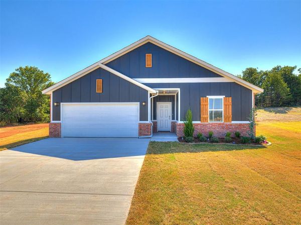 645 Stella Trail, Guthrie, OK 73044
