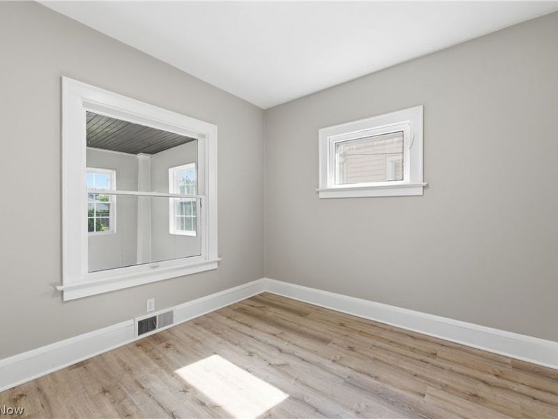 13202 Melzer Avenue, Cleveland, OH 44120 Photo 16