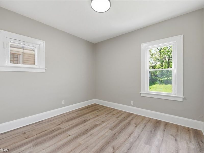 13202 Melzer Avenue, Cleveland, OH 44120 Photo 25