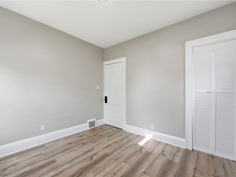 13202 Melzer Avenue, Cleveland, OH 44120 Photo 26