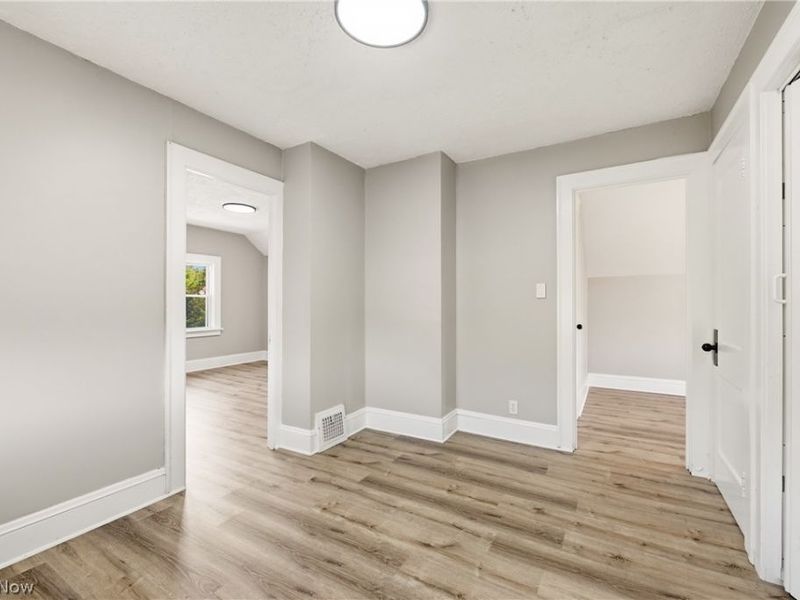 13202 Melzer Avenue, Cleveland, OH 44120 Photo 28