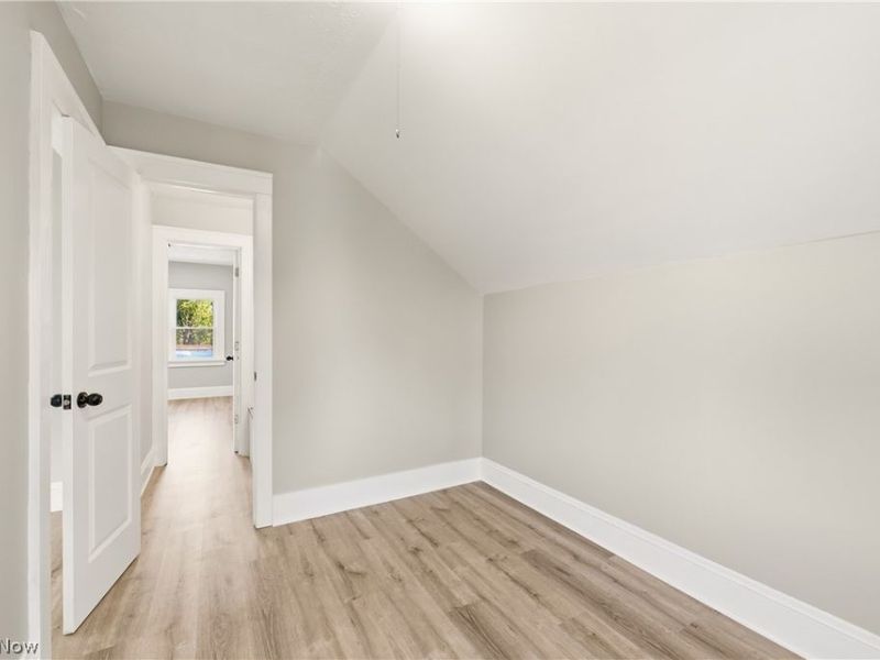 13202 Melzer Avenue, Cleveland, OH 44120 Photo 31