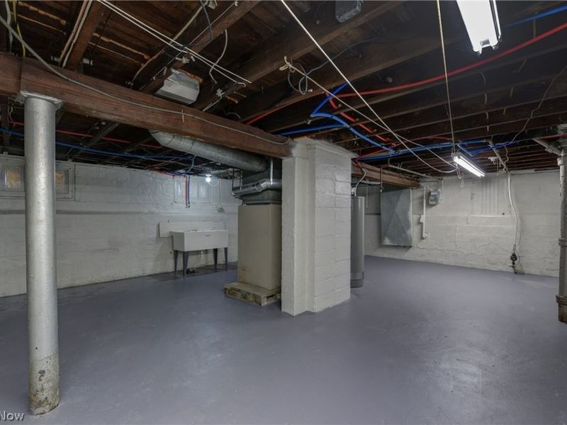 13202 Melzer Avenue, Cleveland, OH 44120 Photo 38