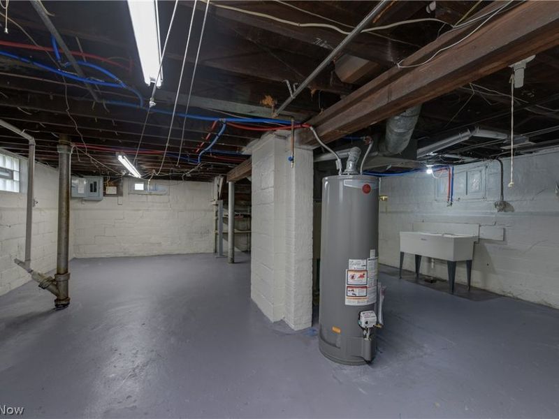 13202 Melzer Avenue, Cleveland, OH 44120 Photo 39