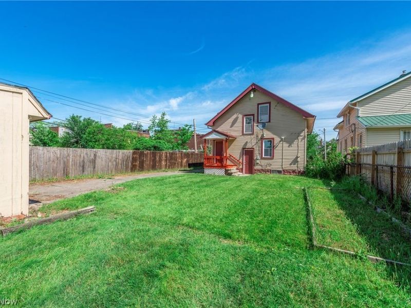 13202 Melzer Avenue, Cleveland, OH 44120 Photo 7