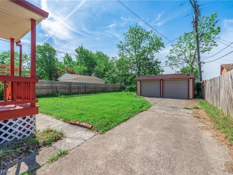 13202 Melzer Avenue, Cleveland, OH 44120 Photo 9