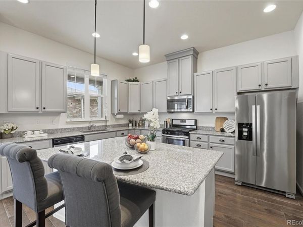 6907 W Jewell Drive , Lakewood, CO 80227