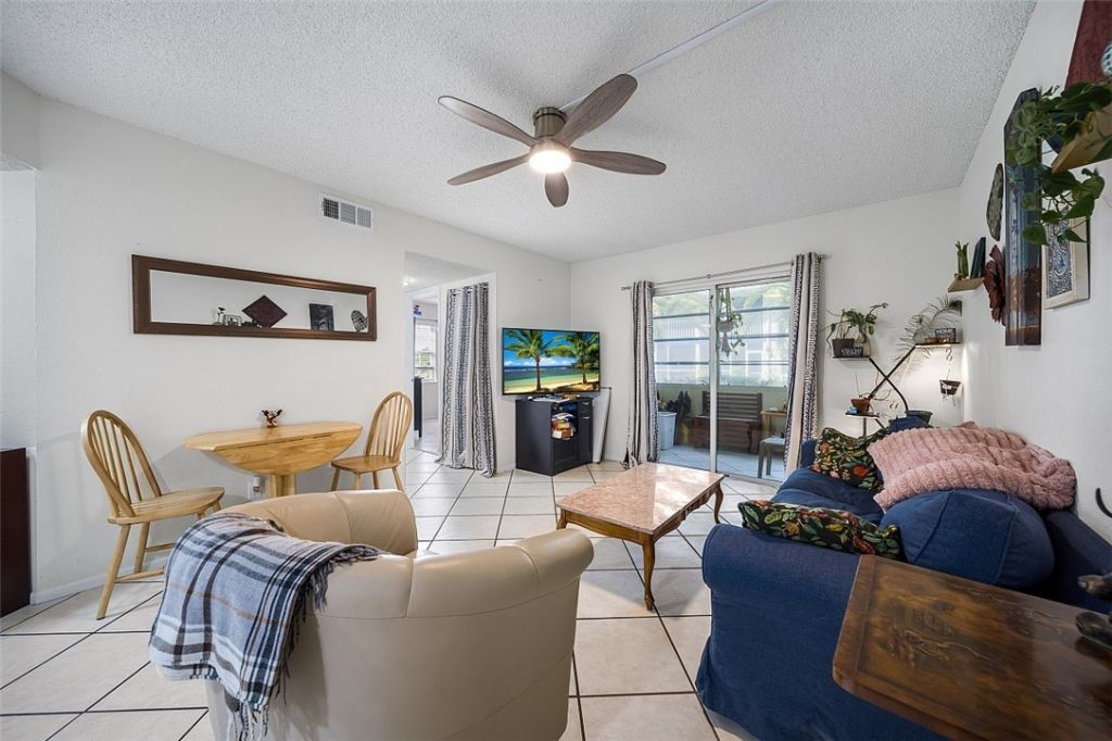 1507 SE Royal Green Circle, Unit 102, Port Saint Lucie, FL 34952 Photo
