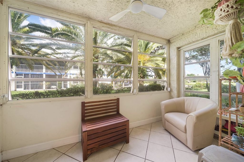1507 SE Royal Green Circle, Unit 102, Port Saint Lucie, FL 34952 Photo