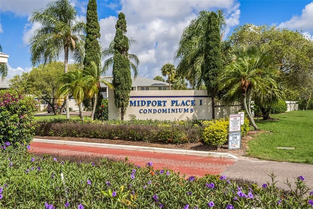 1507 SE Royal Green Circle, Unit 102, Port Saint Lucie, FL 34952 Photo