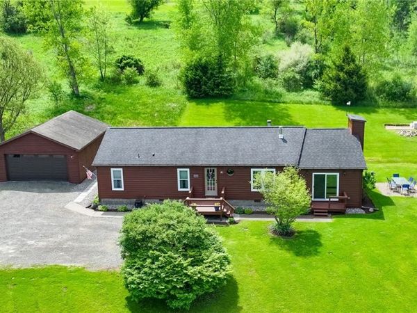 1900 E River Road , Cortland, NY 13045