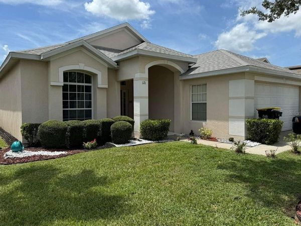 121 BLOOMINGDALE DRIVE, DAVENPORT, FL 33897
