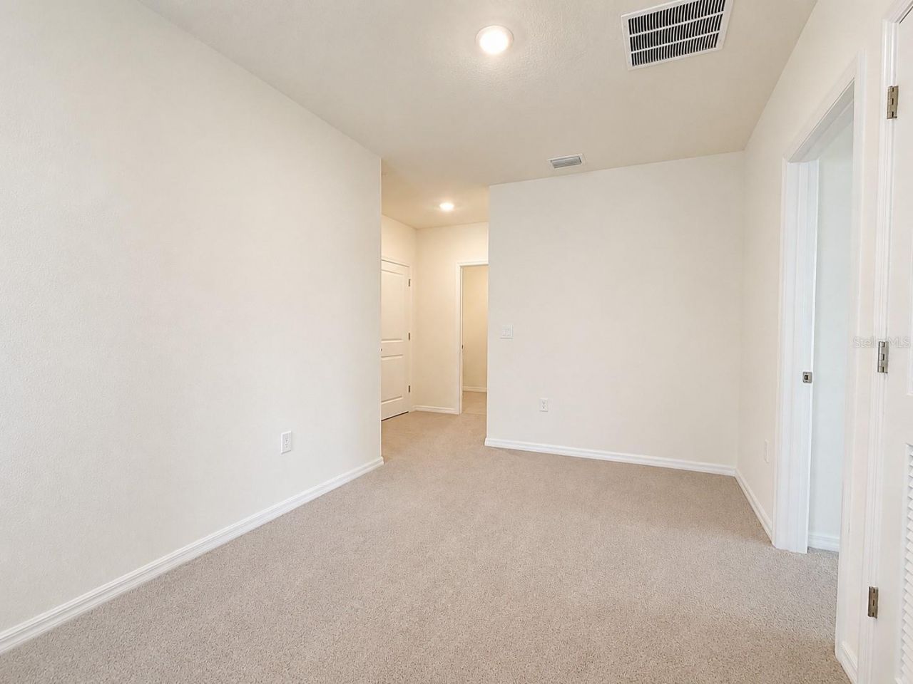 16091 Balboa Mist Court, Odessa, FL 33556 Photo