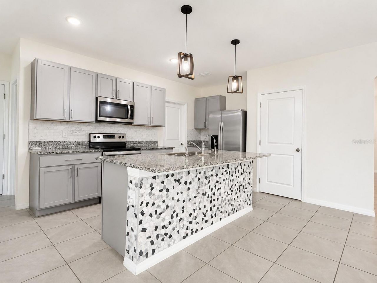 16091 Balboa Mist Court, Odessa, FL 33556 Photo