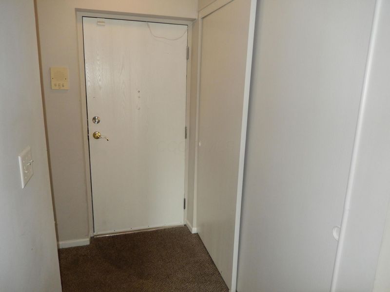 3941 Karl Road, Unit 322, Columbus, OH 43224 Photo 3