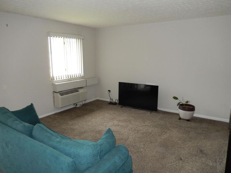 3941 Karl Road, Unit 322, Columbus, OH 43224 Photo 5