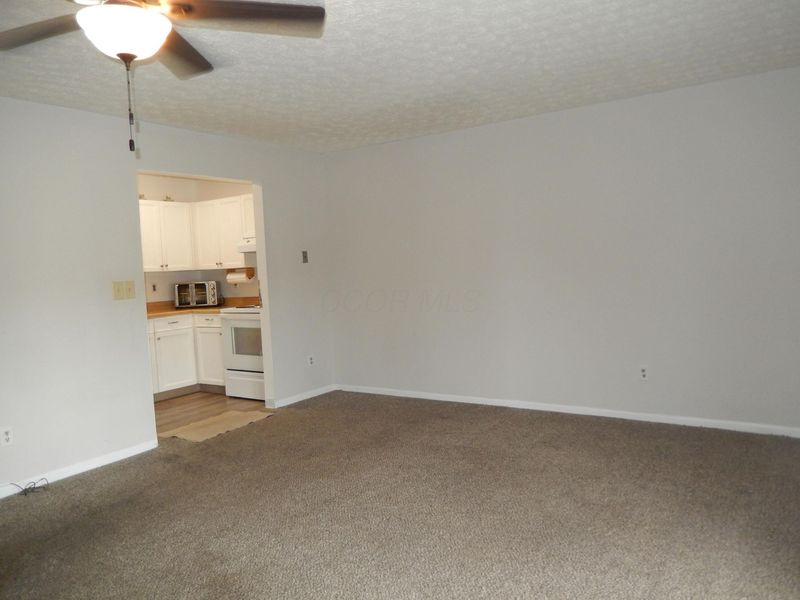 3941 Karl Road, Unit 322, Columbus, OH 43224 Photo 9