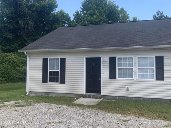 510 Haws Run Road, Unit 4, Jacksonville, NC 28540