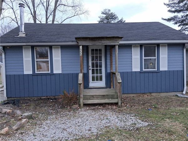 1555 Glenview Avenue , Madison, OH 44057
