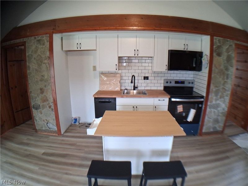 1555 Glenview Avenue, Madison, OH 44057 Photo 15