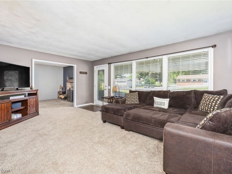3298 NW Bahama Avenue NW, Massillon, OH 44646 Photo 3