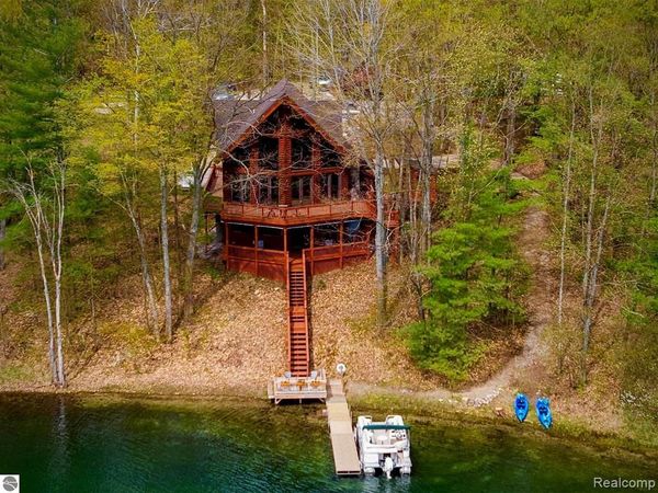 8768 Sunset Trail NE , Blue Lake Twp, MI 49659