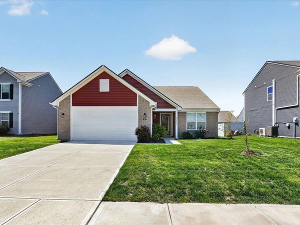 3271 Sand Walk Drive, Kokomo, IN 46902