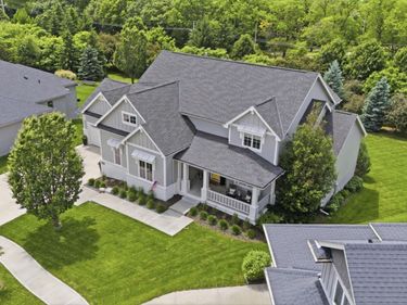 1606 S 221st Circle , Elkhorn, NE 68022