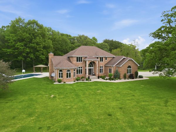 3214 E 121st Avenue, Crown Point, IN 46307