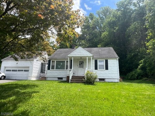 318 Palmer Rd, Denville, NJ 07834